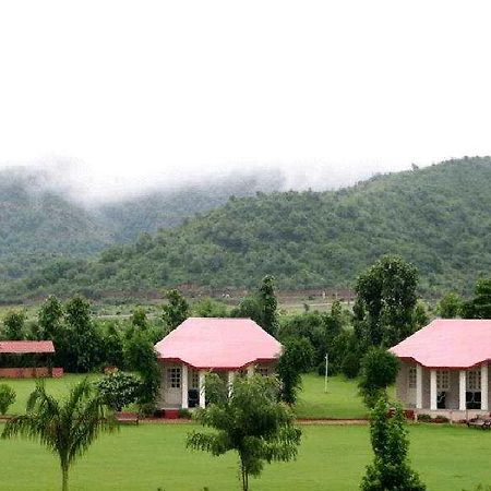 Tiger Den Resort Khilchipur (Rajasthan) Ngoại thất bức ảnh